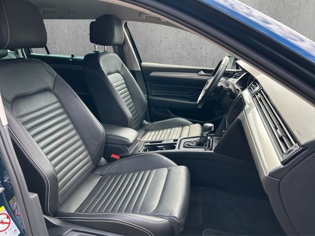 Volkswagen Passat Variant GTE 217PS DSG LEDER+IQ.Light +Kam
