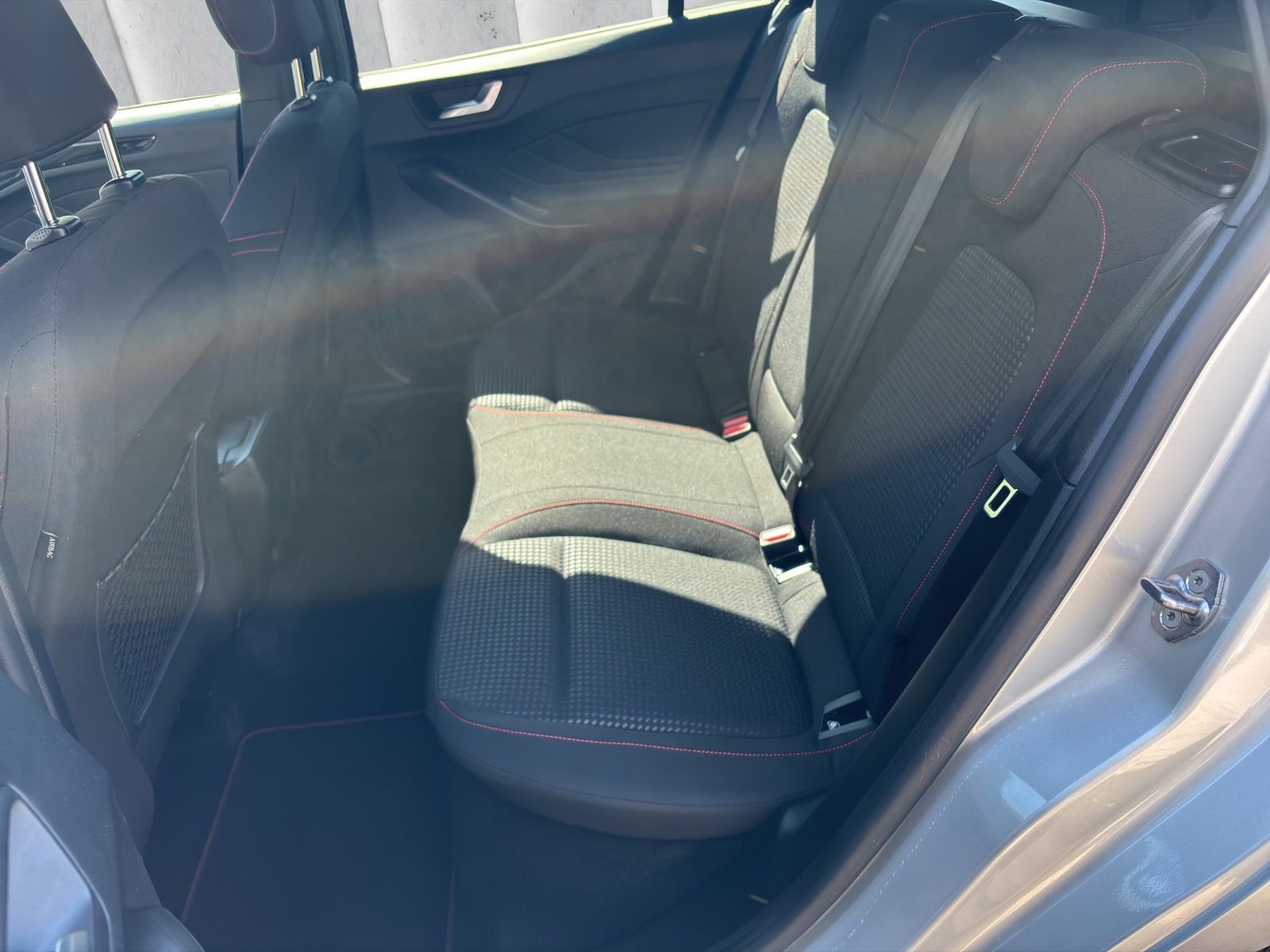 Ford Focus ST-Line X Turnier Aut.*AHK*ACC*HUD*KAM*NAV