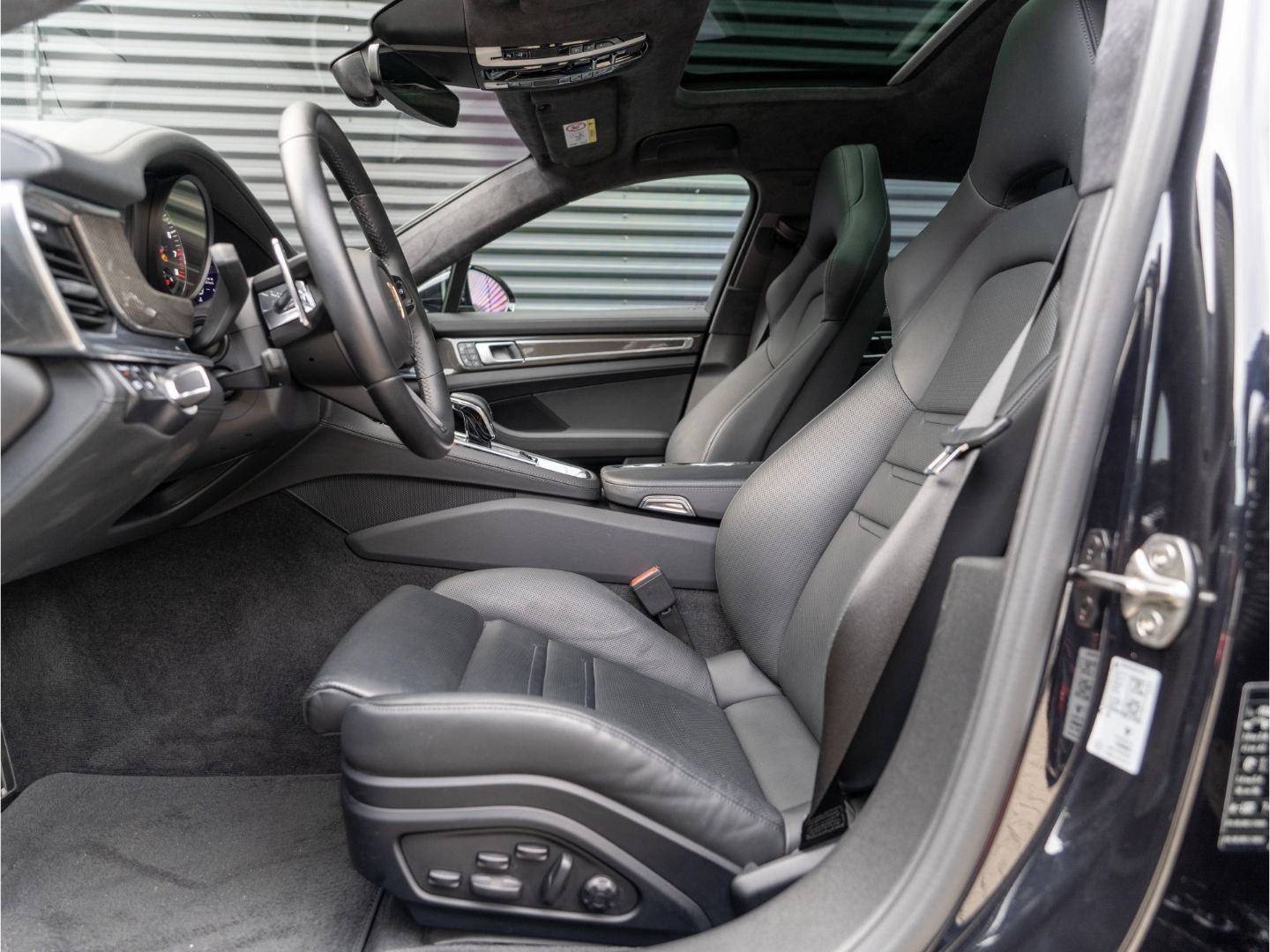 Porsche Panamera GTS Sport Turismo BOSE Standheizung