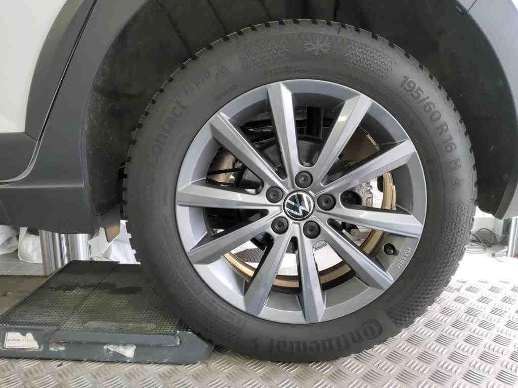 Volkswagen Taigo 1.5 TSI Style DSG - Samsaru's Car Outlet