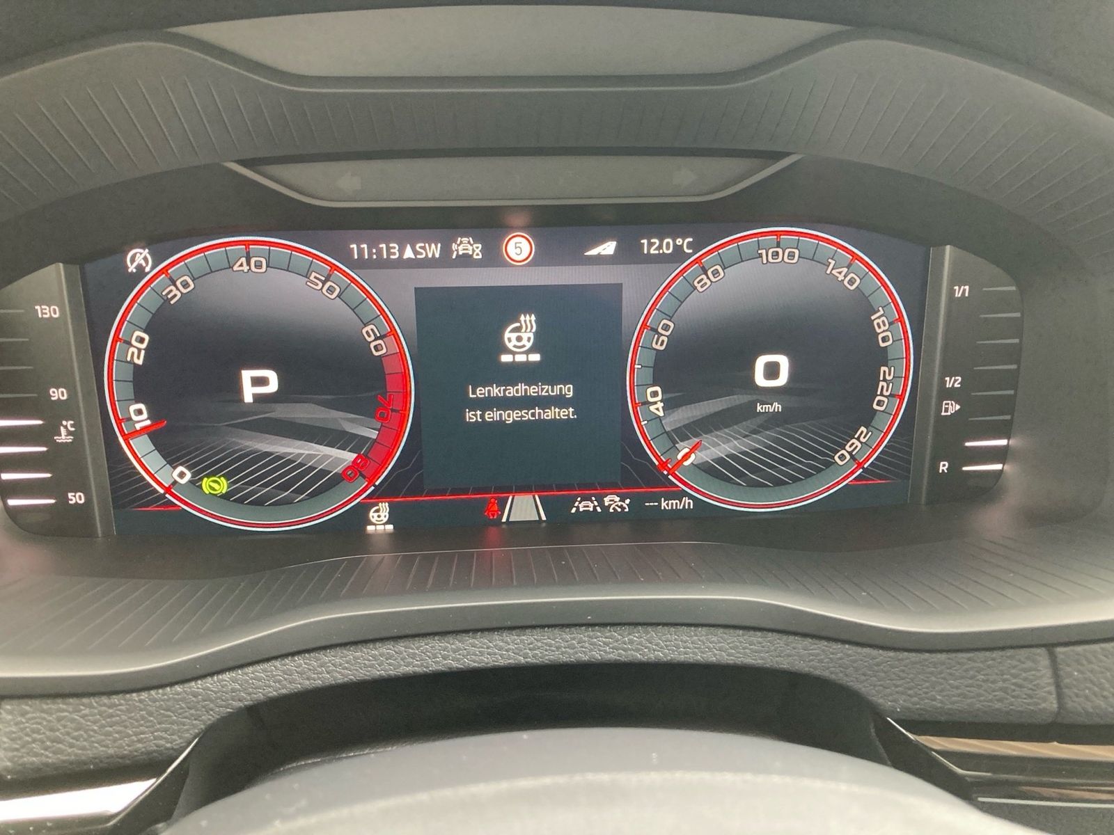 Skoda Karoq SPORTLINE 4X4 2.0TSI MATRIX.NAV.DSG.AHK.AM