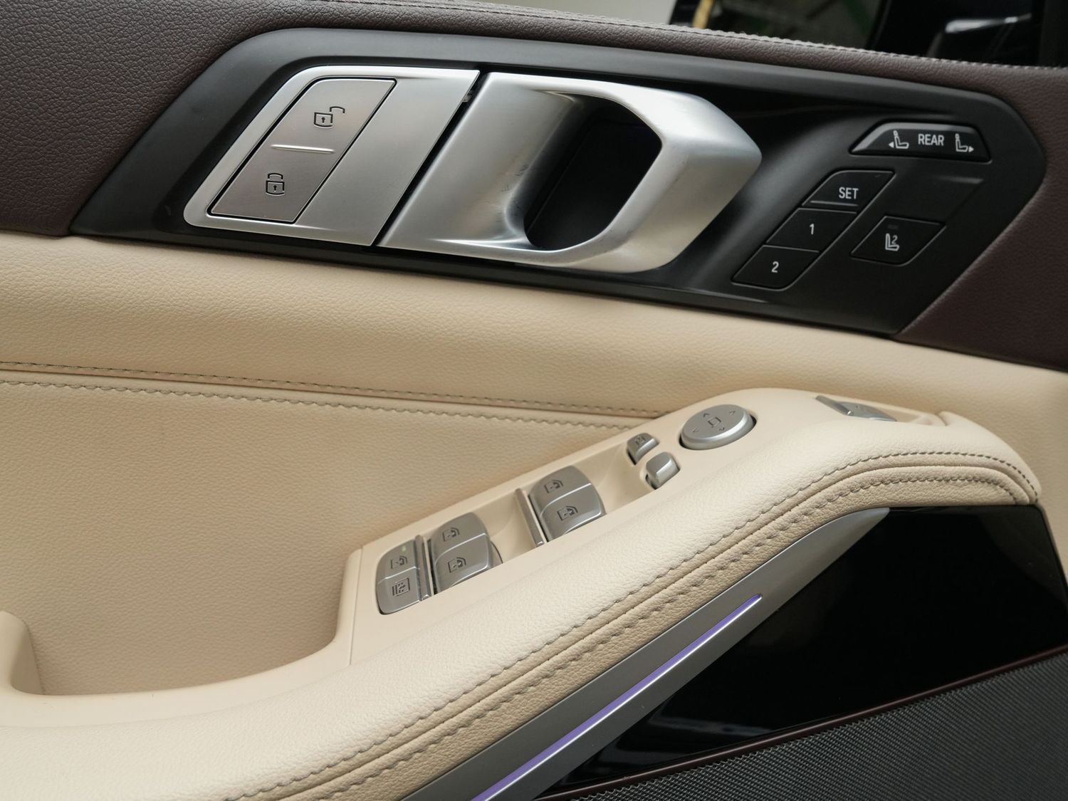 BMW X7 xDrive 40 i M Sport PANO*HUD*AHK*H&K*TV FOND*