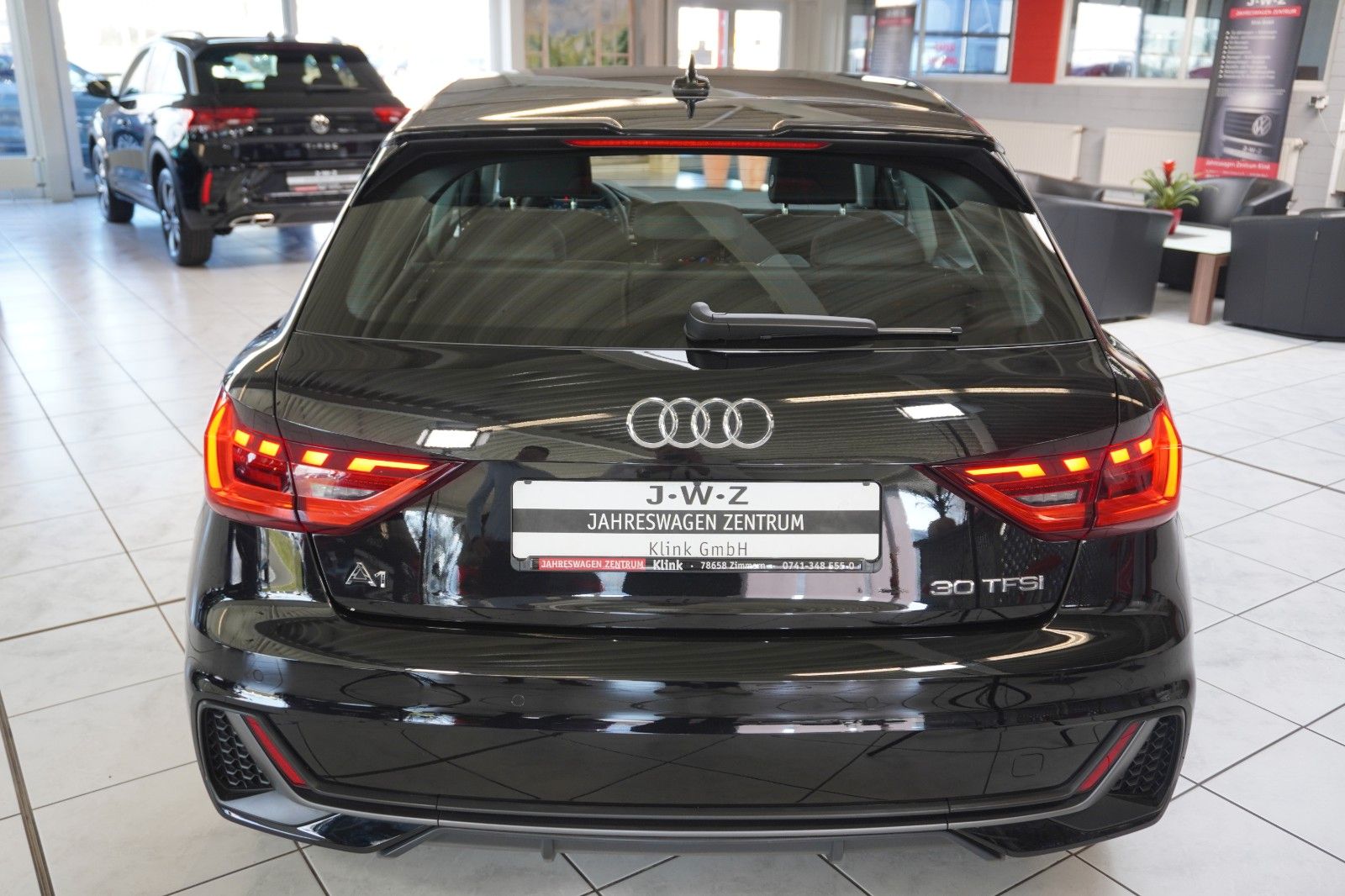 Audi A1 Sportback S-Line 30 TFSI S-Tronic - Samsaru's Car Outlet