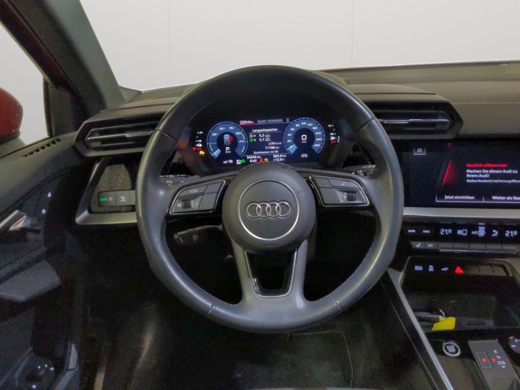 Audi A3 Sportback 40TFSIe S tronic Matrix SHZ PDC hin