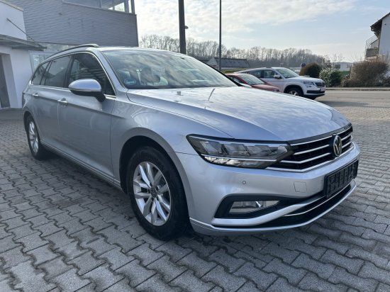 Volkswagen Passat Variant 2.0 TDI DSG Comfort - Samsaru's Car Outlet