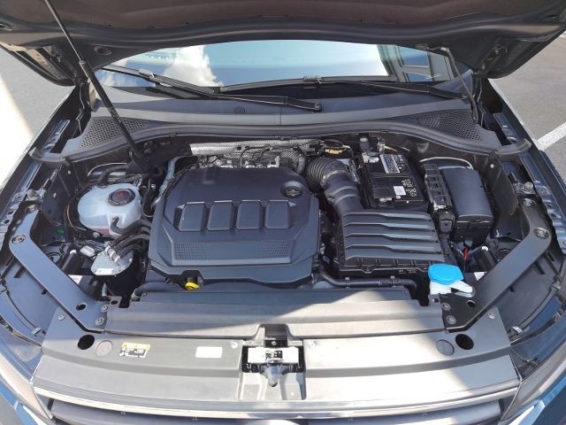 Volkswagen Tiguan 2.0 TDI Life - Samsaru's Car Outlet