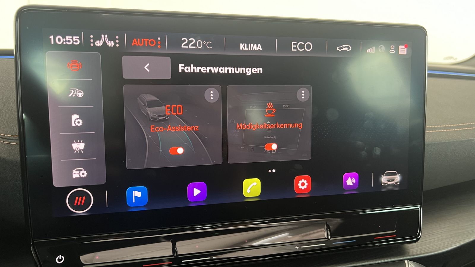 Cupra Leon Sportstourer VZ e-Hybrid - Samsaru's Car Outlet