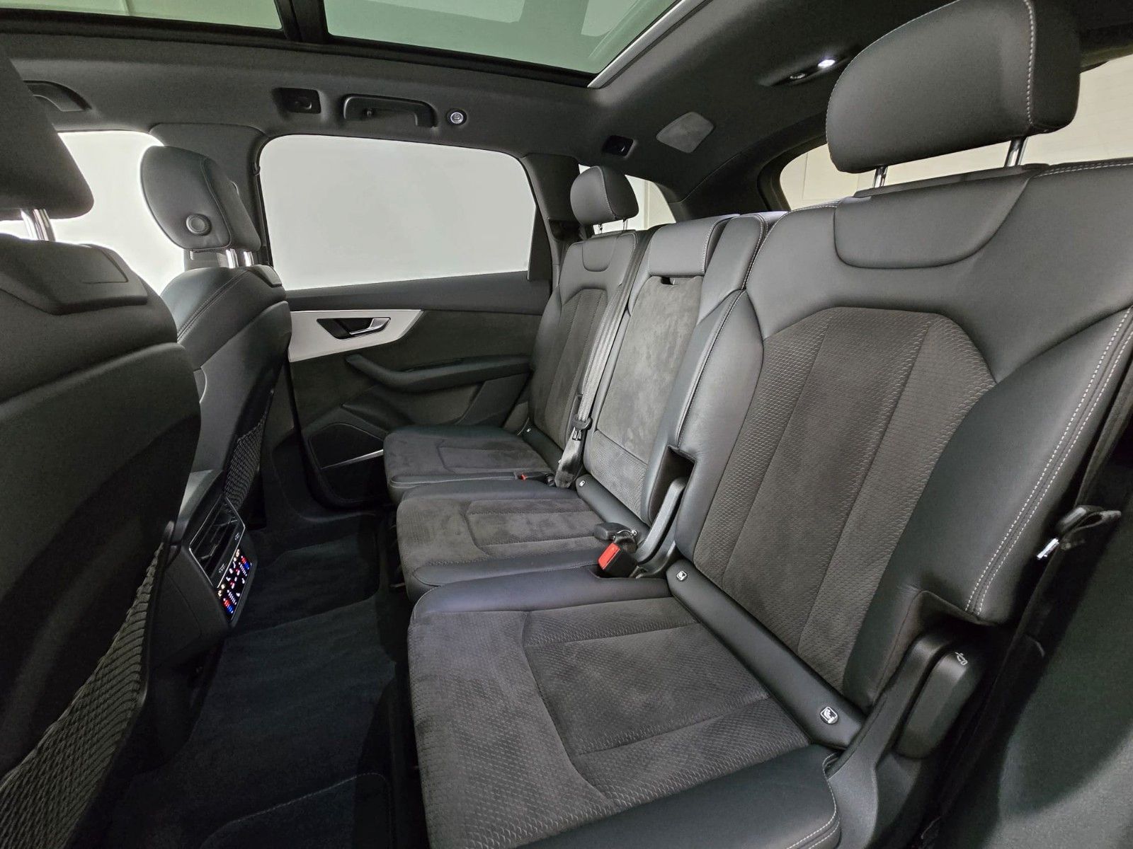 Audi Q7 50 TDI qu. S Line Panorama Luft B&O 21"