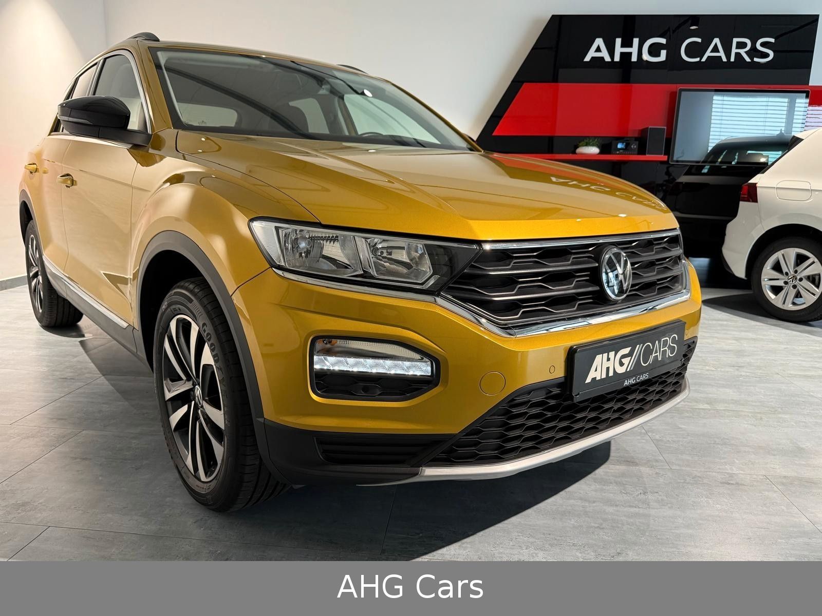 Volkswagen T-Roc Style UNITED 1.0 TSI - Samsaru's Car Outlet
