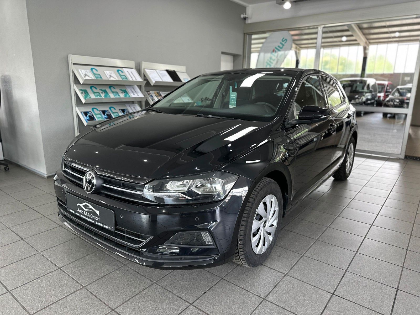Volkswagen Polo VI 1.0 TSI Automatik - Samsaru's Car Outlet