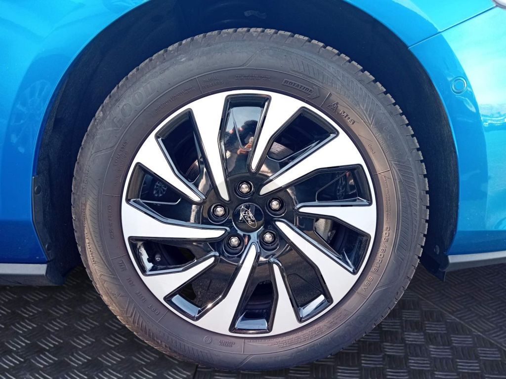 Ford Focus Turnier 1.0 MHEV Aut. TITANIUM *B&O*Kamera