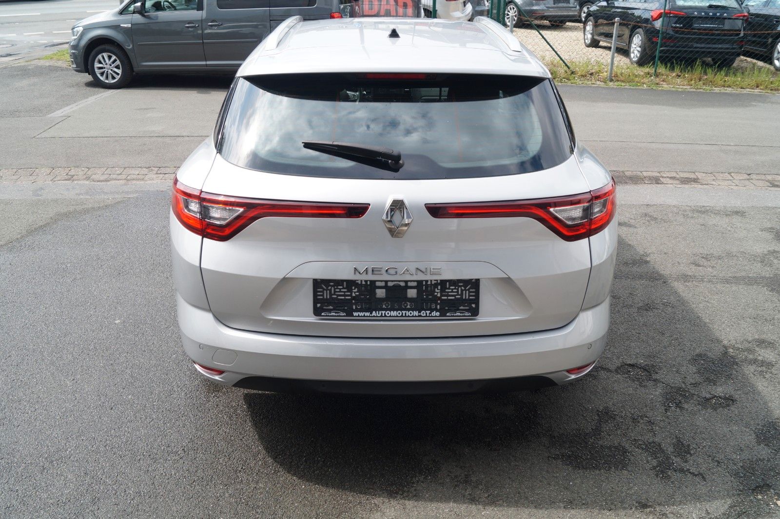 Renault Megane IV Grandtour Business Edition - Samsaru's Car Outlet