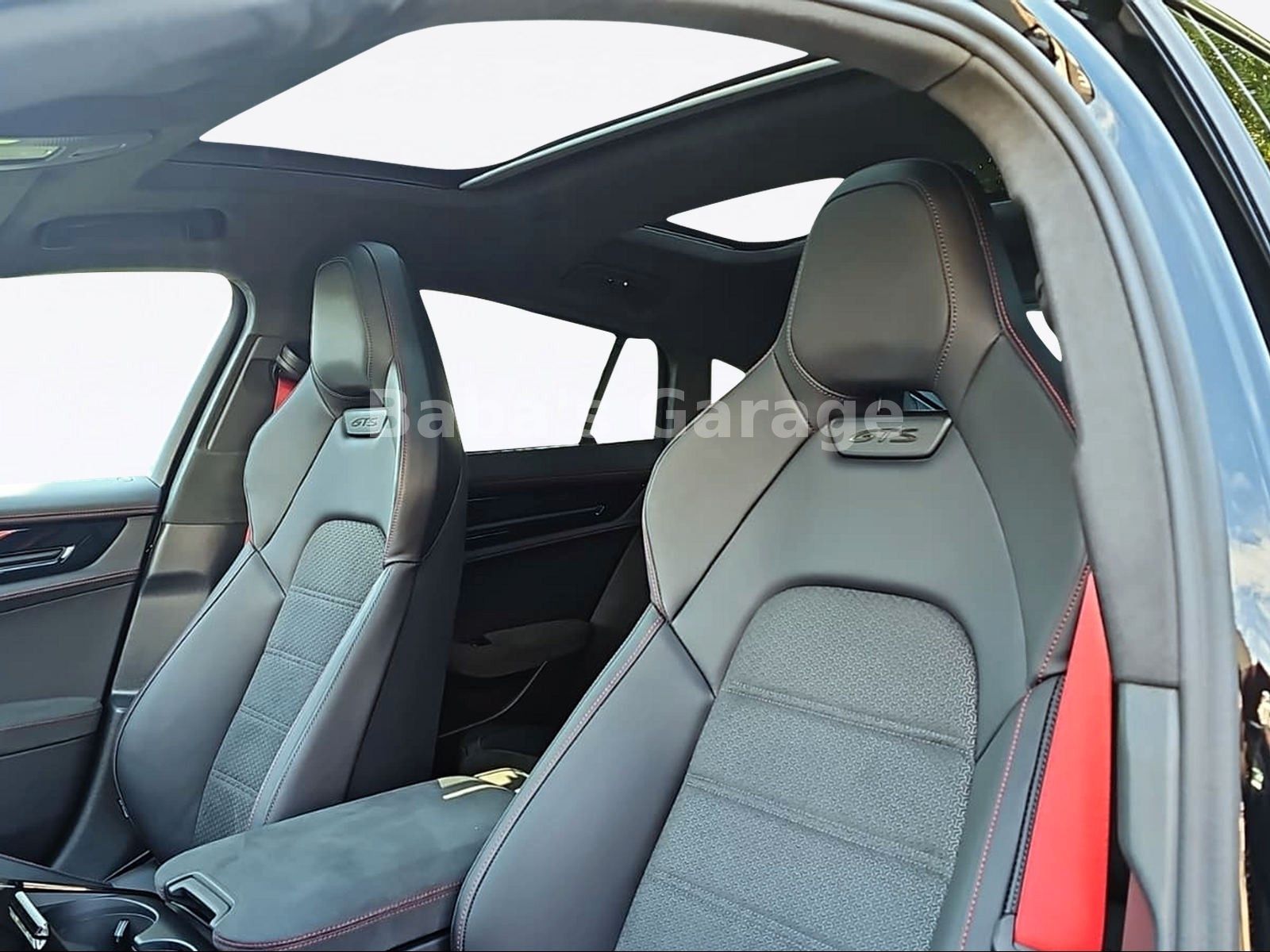 Porsche Panamera GTS Carbon Pano Sport-Design