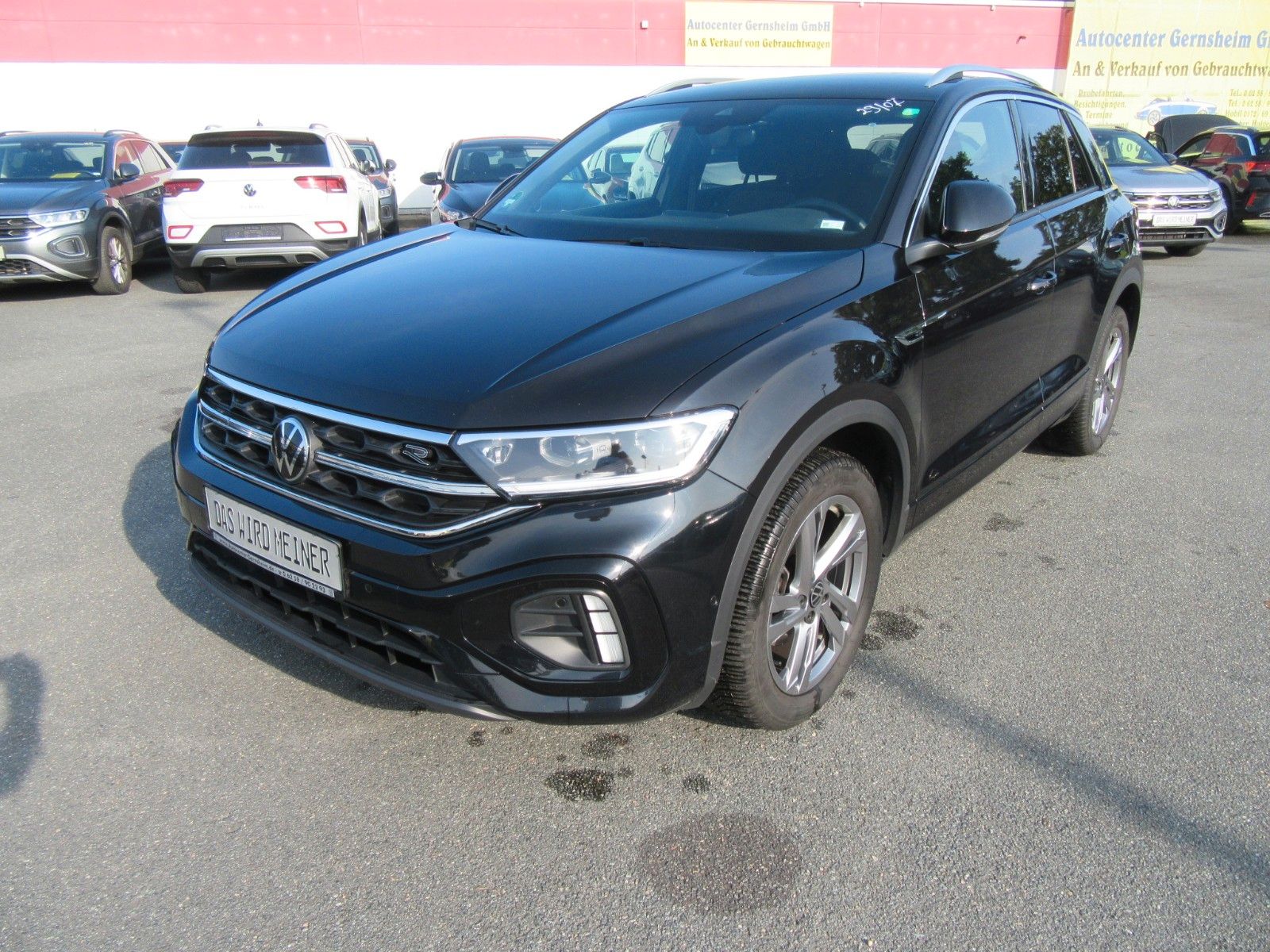 Volkswagen T-Roc R-Line - Samsaru's Car Outlet