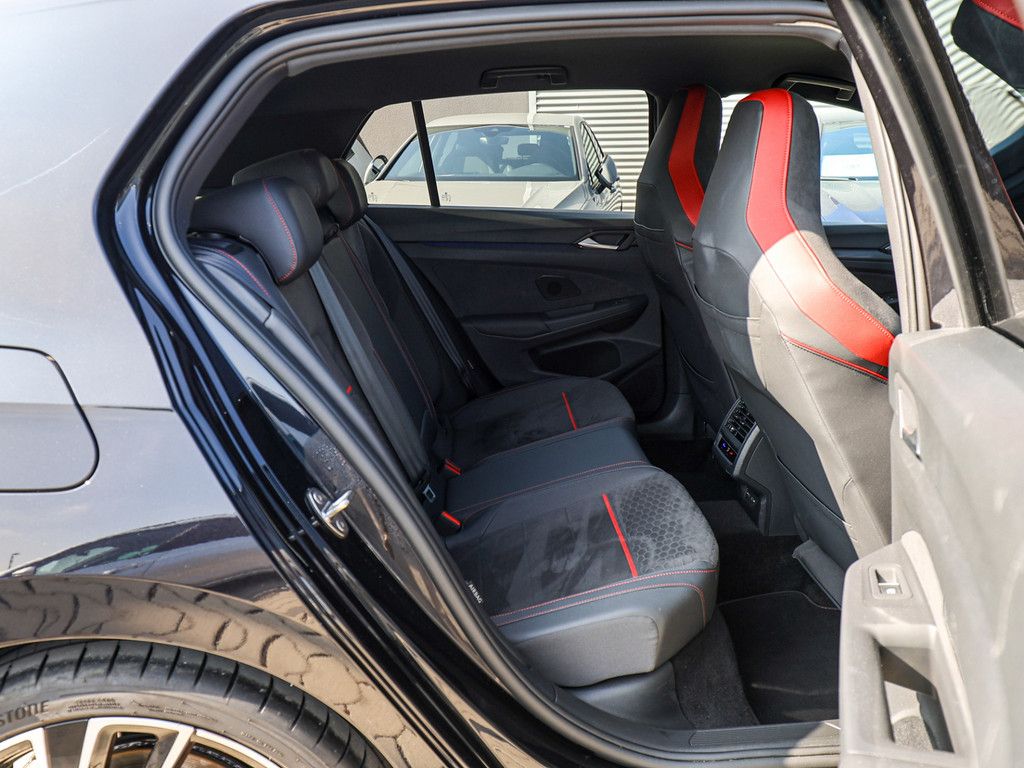 Volkswagen Golf VIII GTI Clubsport DSG - Samsaru's Car Outlet
