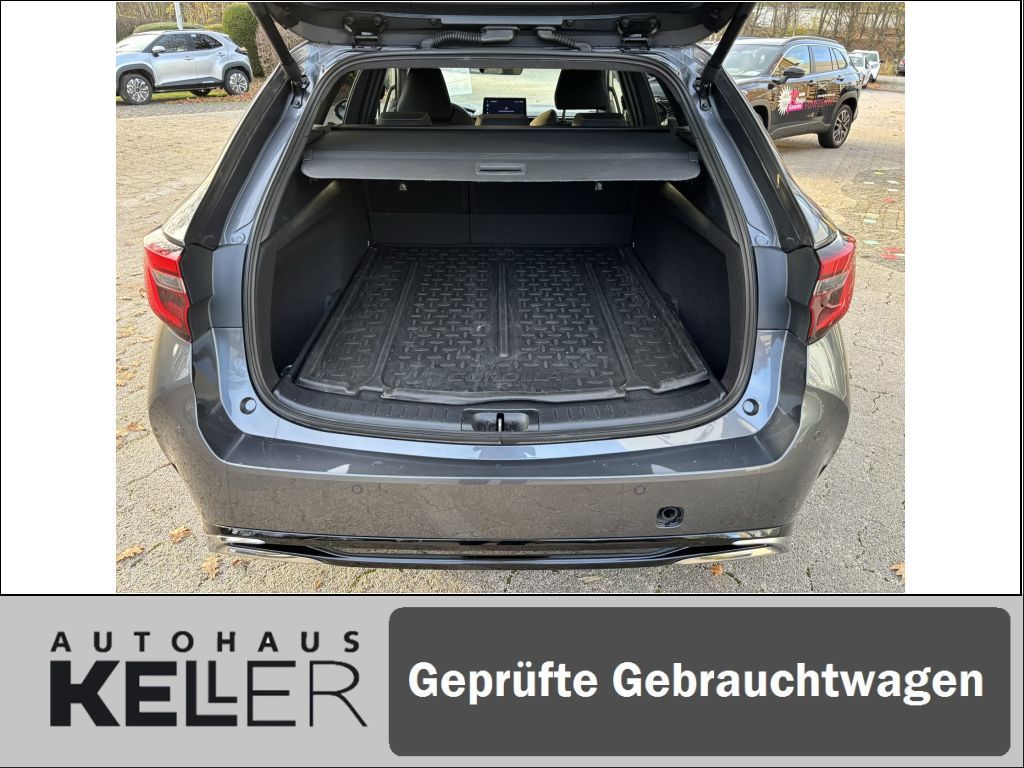 Toyota Corolla 1.8 Hybrid Touring Sports Teamplayer