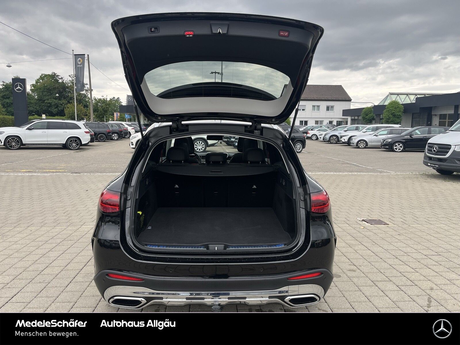 Mercedes-Benz GLC 220 d 4M AMG Distro AHK Memo Pano Burm