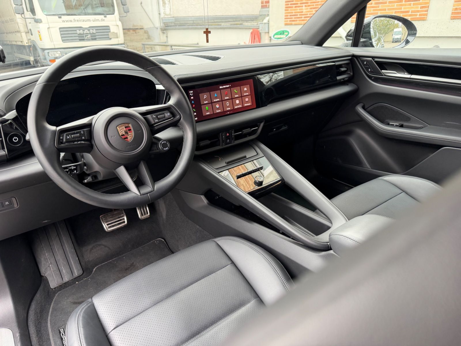 Porsche Macan Electric 4 S Pano Air Matrix LED Bose ACC