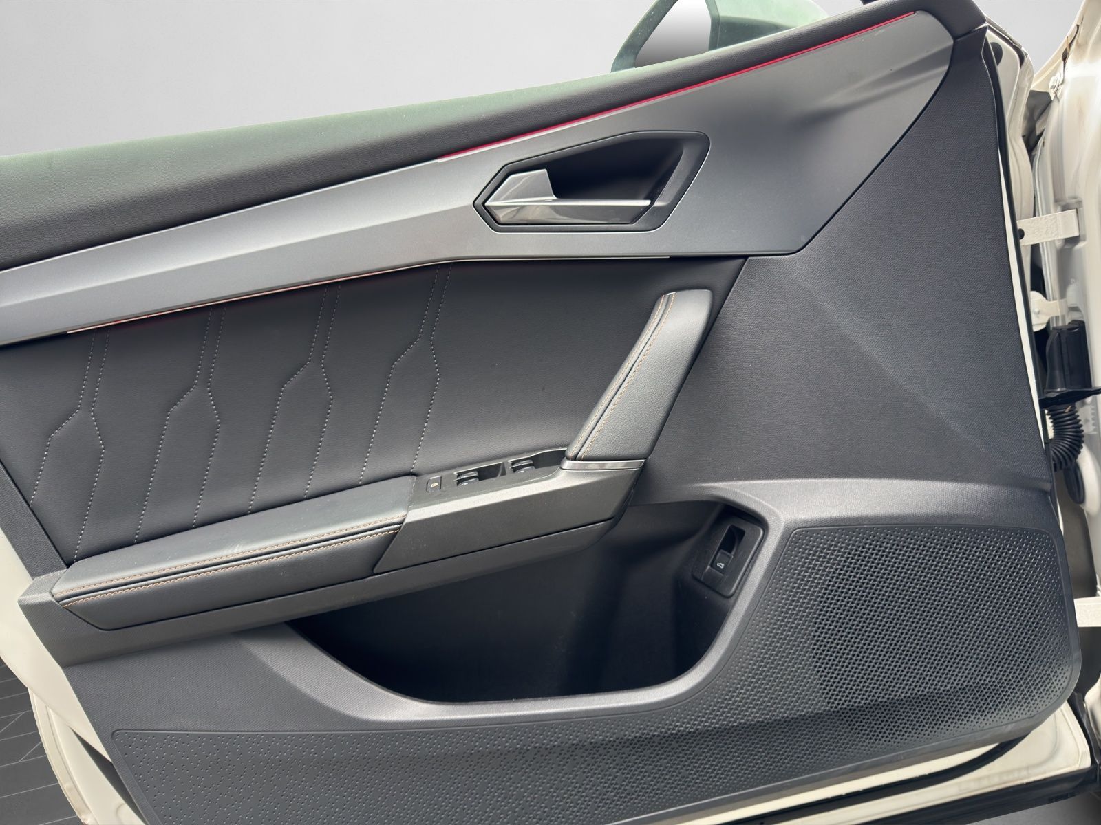 Cupra Formentor VZ 2.0 TSI 4Drive NAVI AHK KAMERA ACC