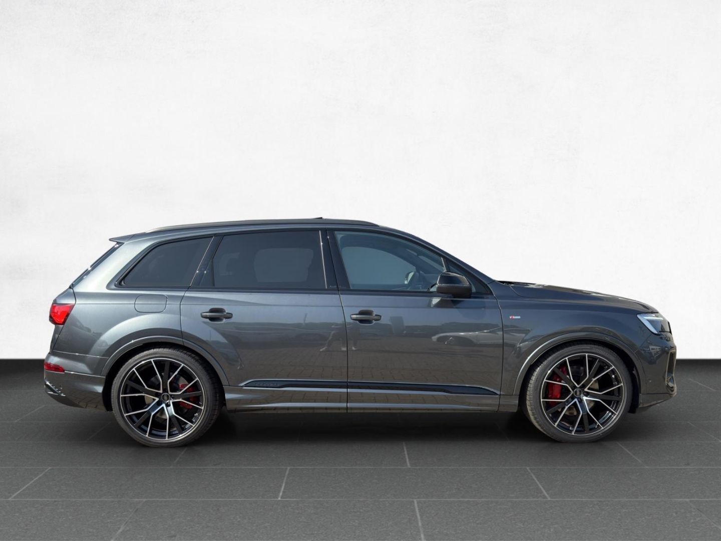 Audi Q7 50 TDI quattro S-line /7-Sitzer/HuD/Pano/AHK