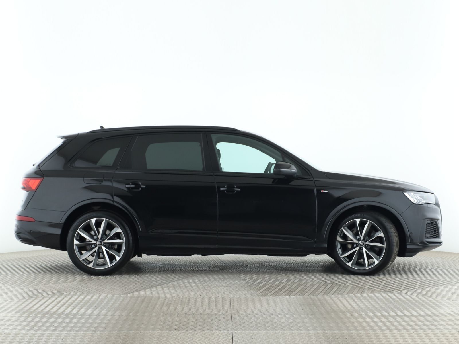 Audi Q7 S line 55TFSI qu. LUFT*PANO*MATRIX*AHK*8-fach