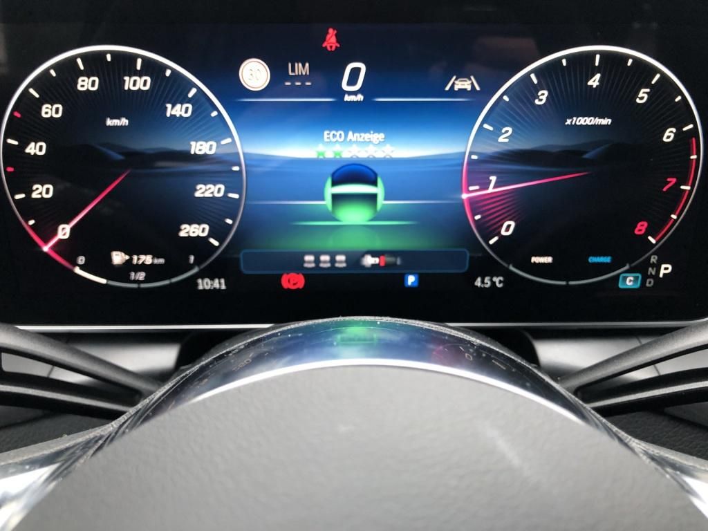Mercedes-Benz GLC 200 4MATIC Avantgarde - Samsaru's Car Outlet