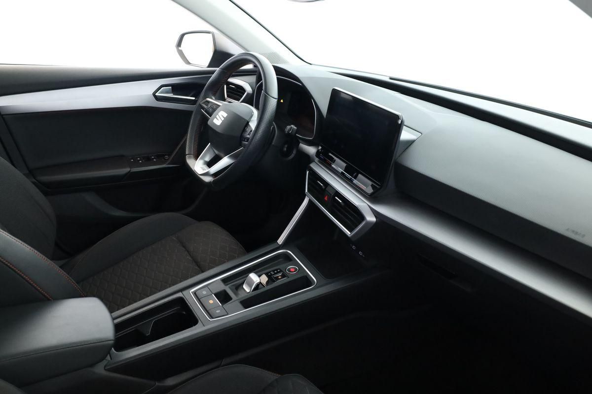 Seat Leon Sportstourer 2.0 TDI DSG FR LED Nav Kam AHK