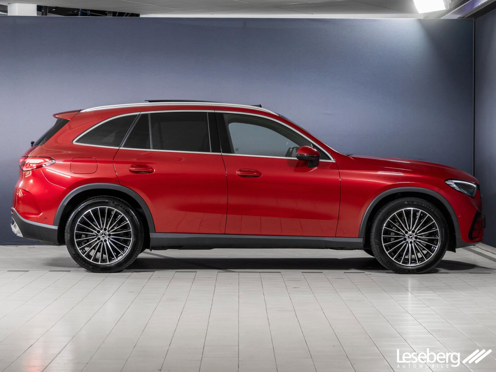Mercedes-Benz GLC 300 d 4M AMG LED//Pano/AHK/Distro/Kamera/DAB