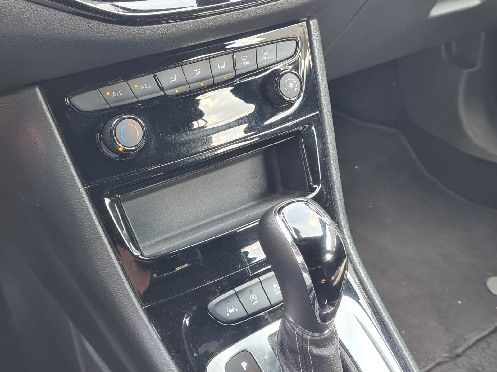 Opel Astra K Sports Tourer GS Line - Samsaru's Car Outlet