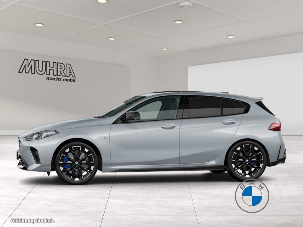 BMW M135 xDrive M Sport 19" AHK Pano Massage H/K