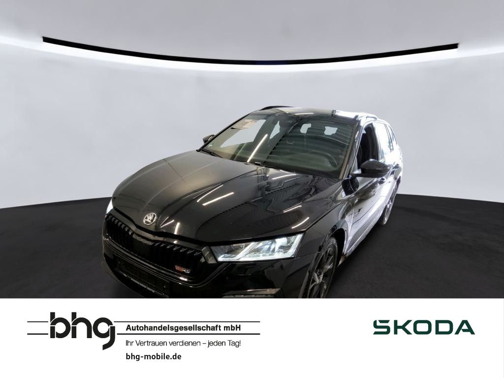 Skoda Octavia Combi 1.4 TSI iV DSG RS Pano AHK Massage