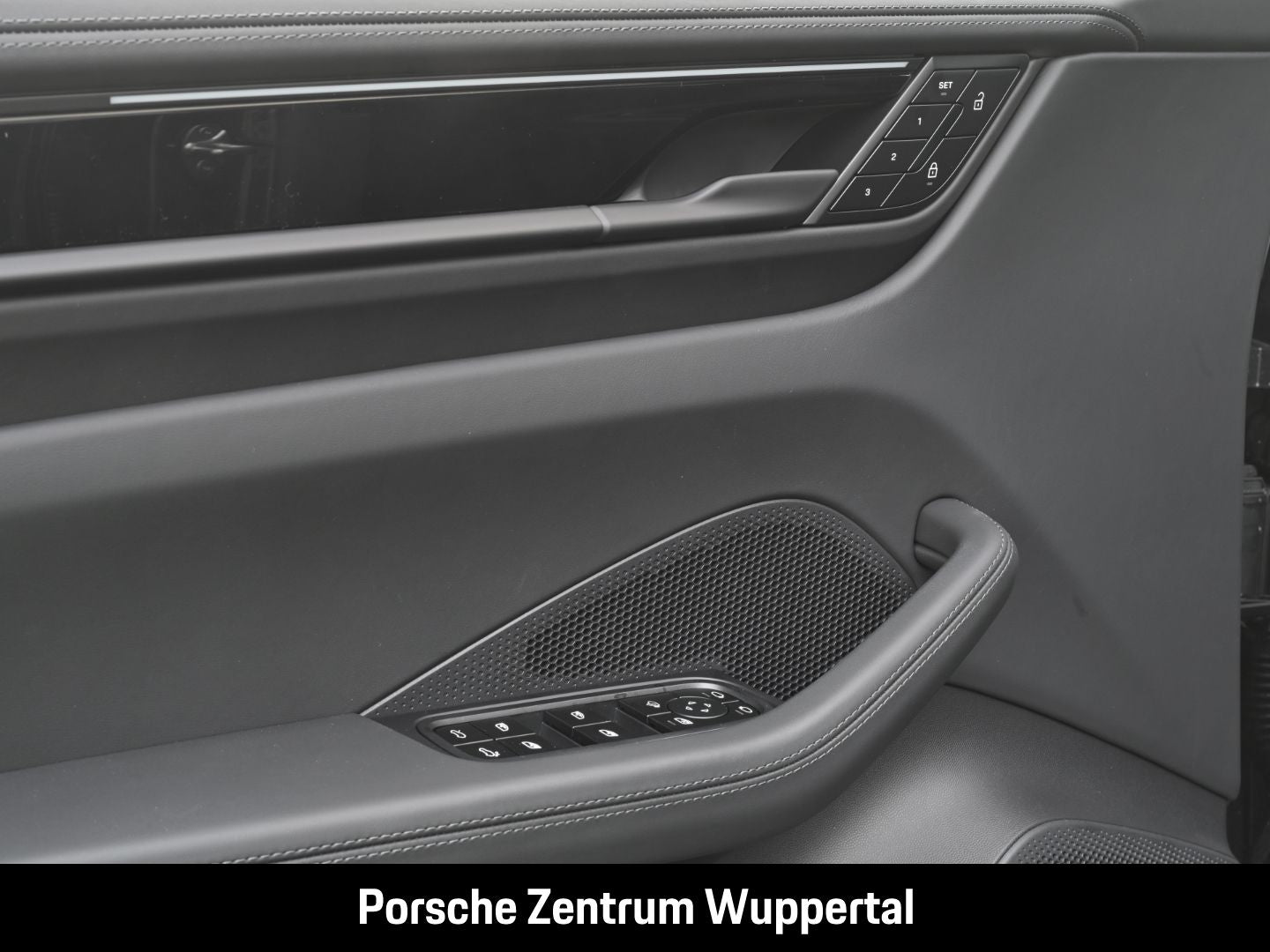 Porsche Macan 4S BOSE Rückfahrkamera Panorama LED-Matrix