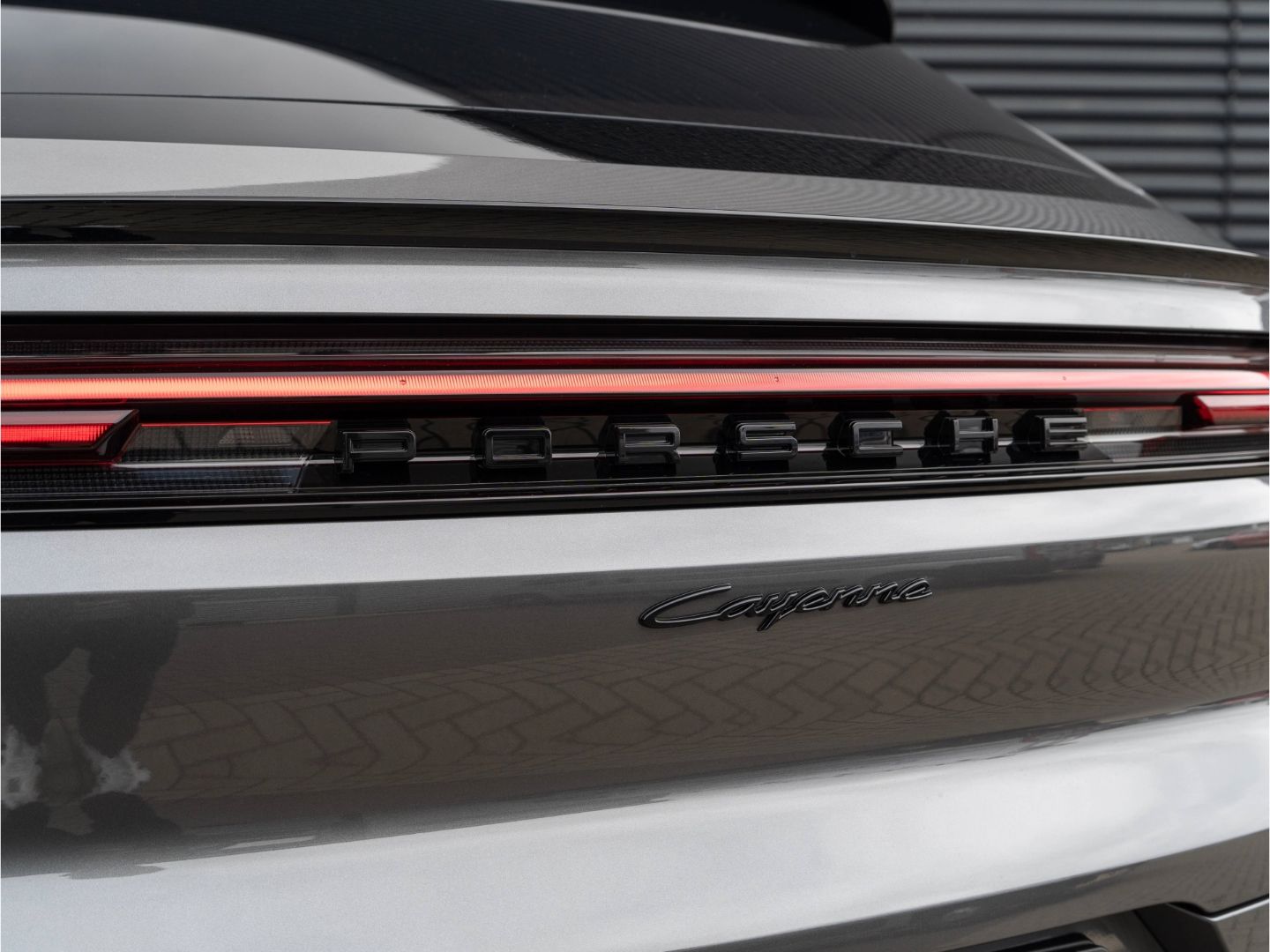 Porsche Cayenne E-Hybrid Coupe SAGA, BOSE