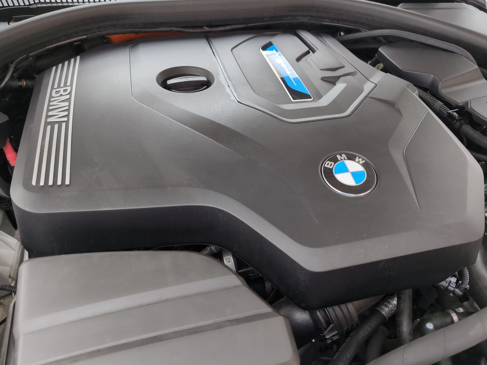 BMW 330e Touring M Sport - Samsaru's Car Outlet