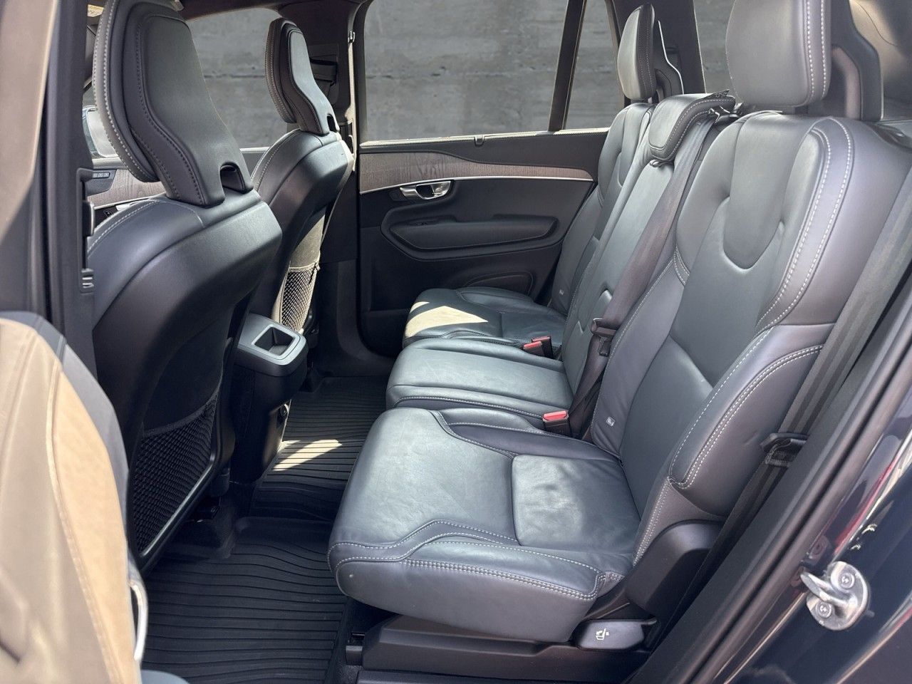 Volvo XC90 B6 AWD Inscription 7-Sitzer (EURO 6d)