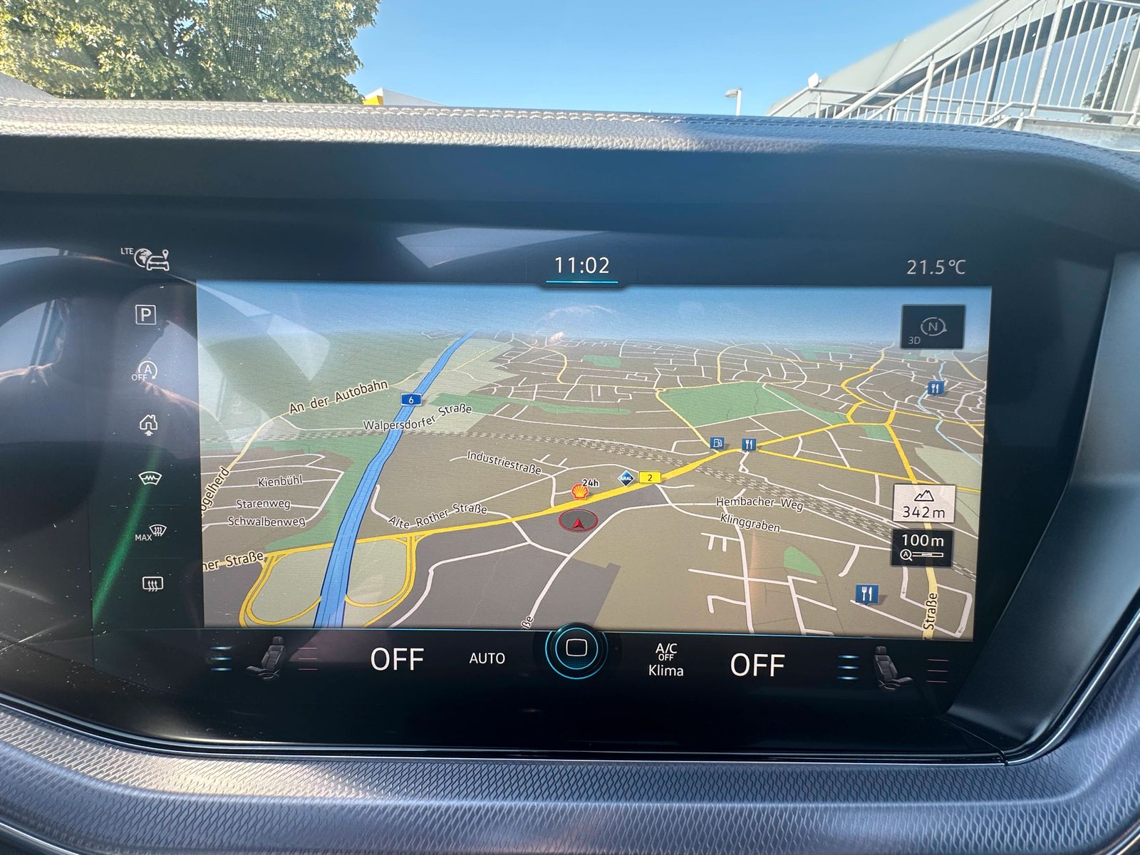 Volkswagen Touareg R-Line 3.0 TSI 4MOTION - Samsaru's Car Outlet