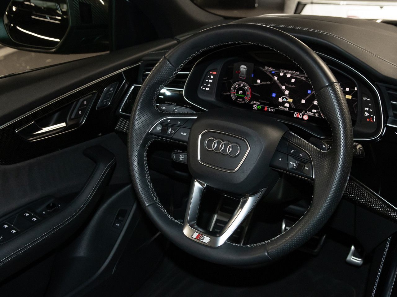 Audi Q8 50 TDI quattro S line Matrix AHK Pano 23''