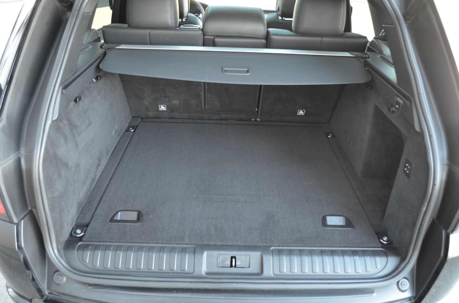 Range Rover Sport HSE Dynamic Stealth - Samsaru's Car Outlet