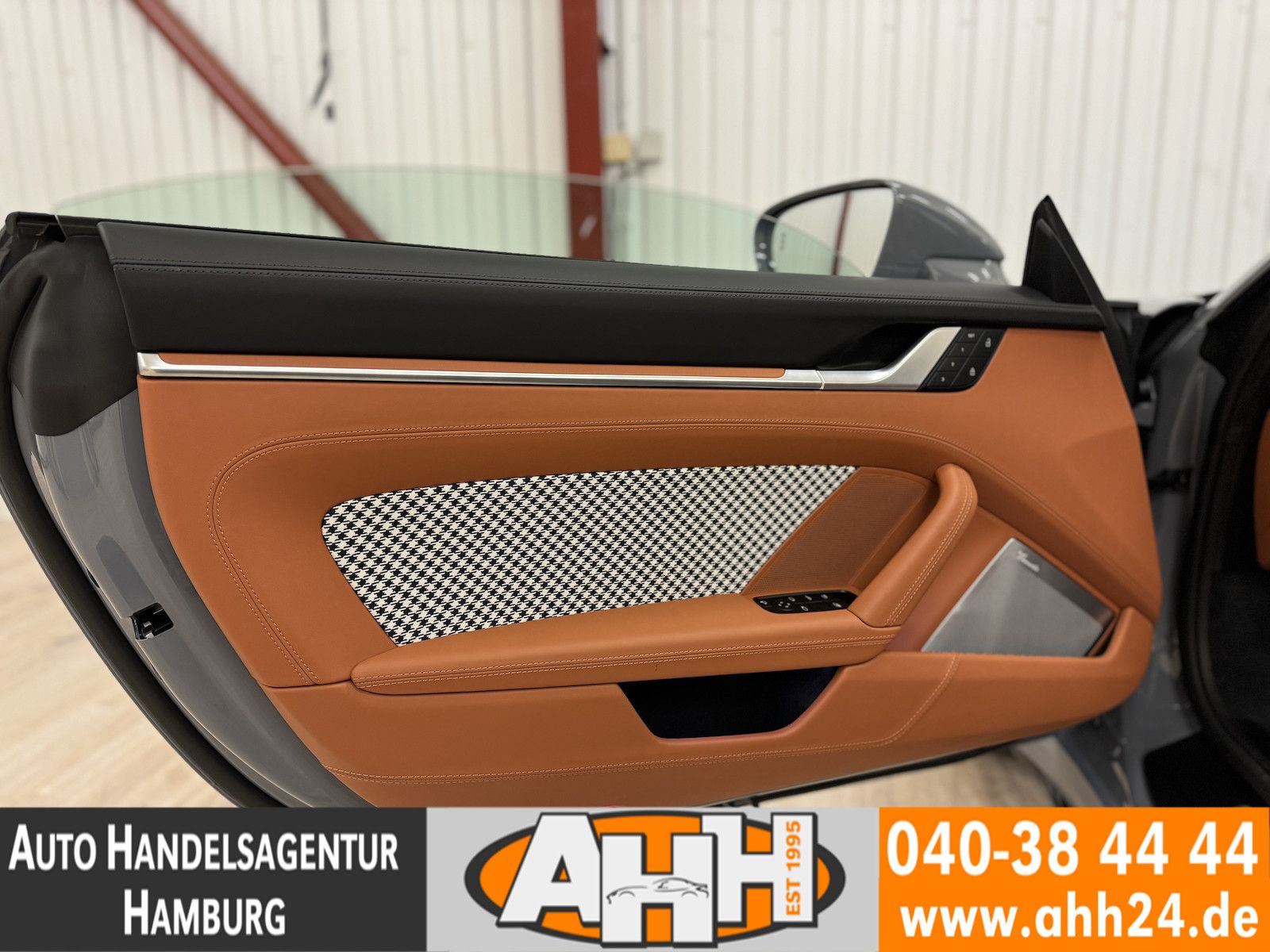 Porsche 992 TURBO S CABRIO HERITAGE|AERO KIT|BURMESTER!!