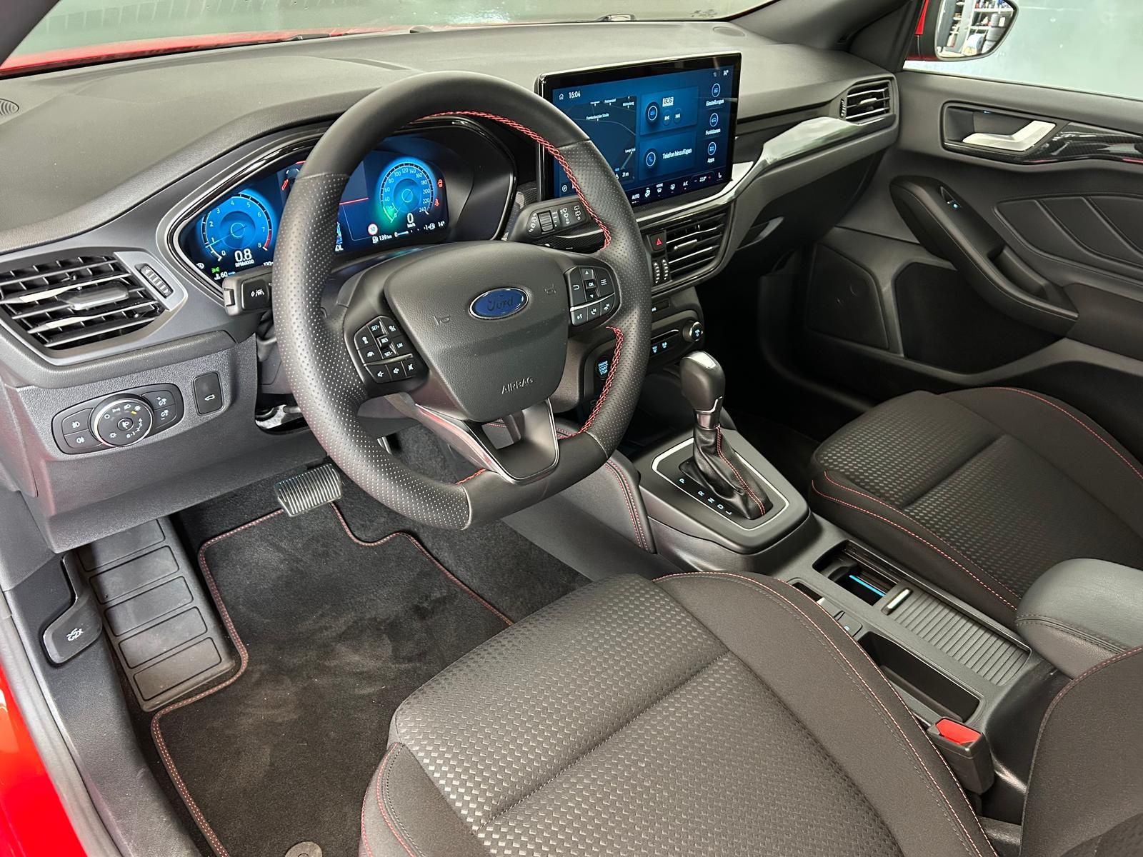Ford Focus Turnier 1.0 EcoBoost Aut. ST-Line X +GJR