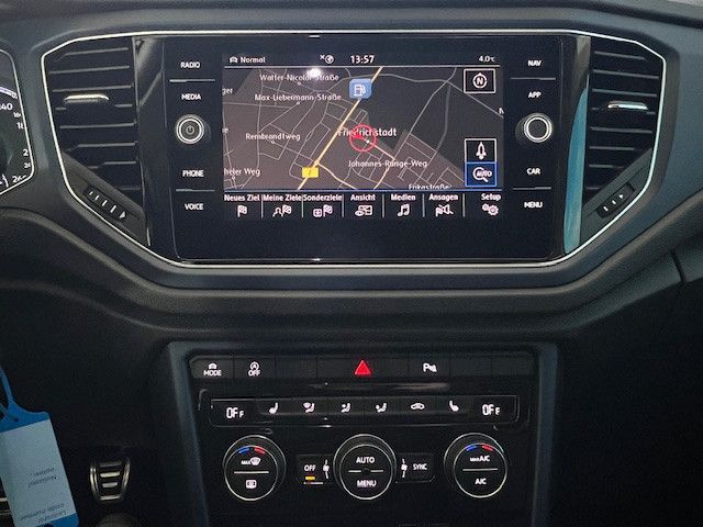 Volkswagen T-ROC United - Samsaru's Car Outlet