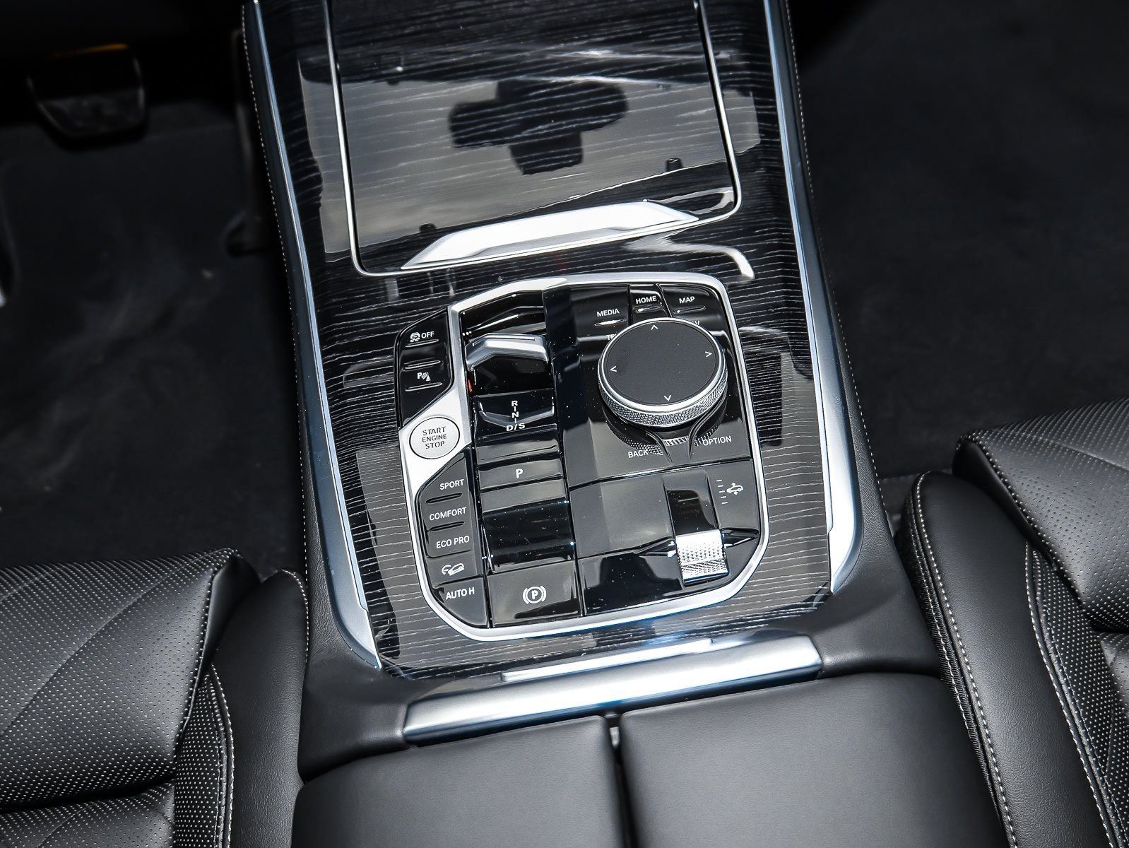 BMW X5 xDrive40d MSportPro Pano HuD H/K AHK DA Prof