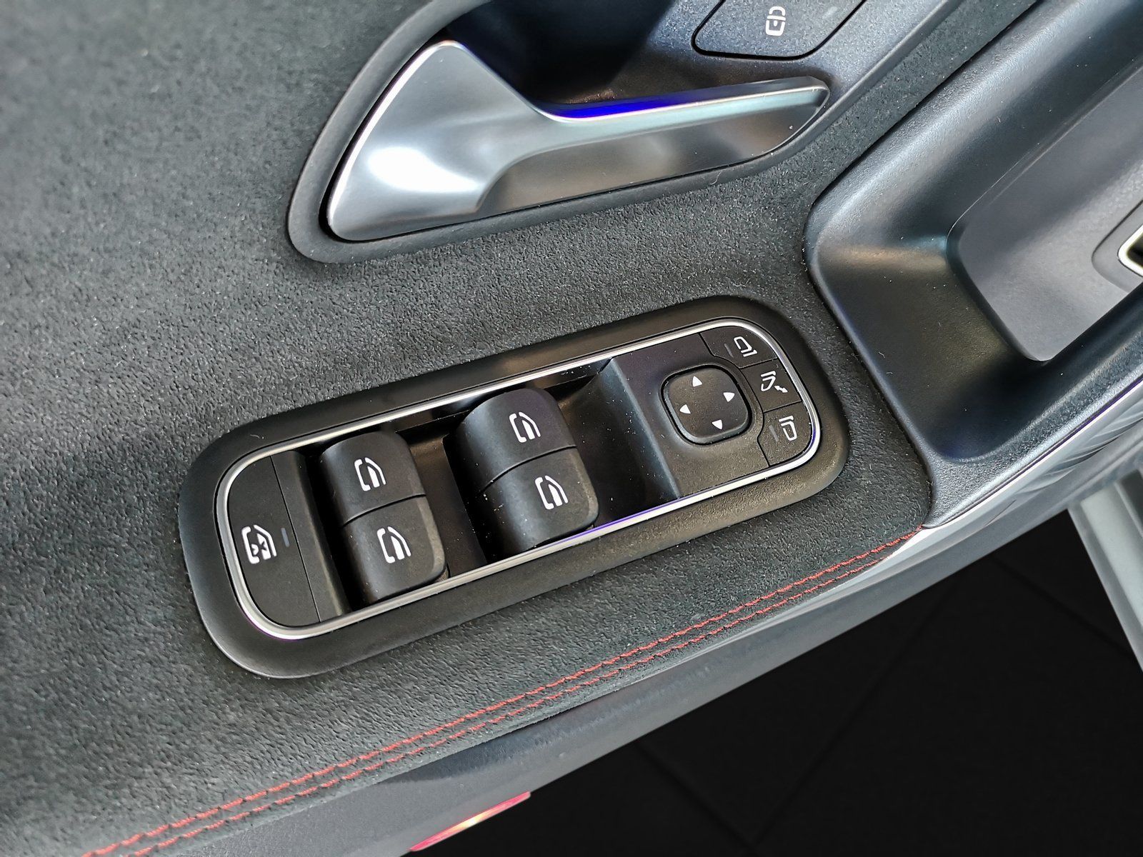 Mercedes-Benz CLA 200 Coupé AMG Line - Samsaru's Car Outlet