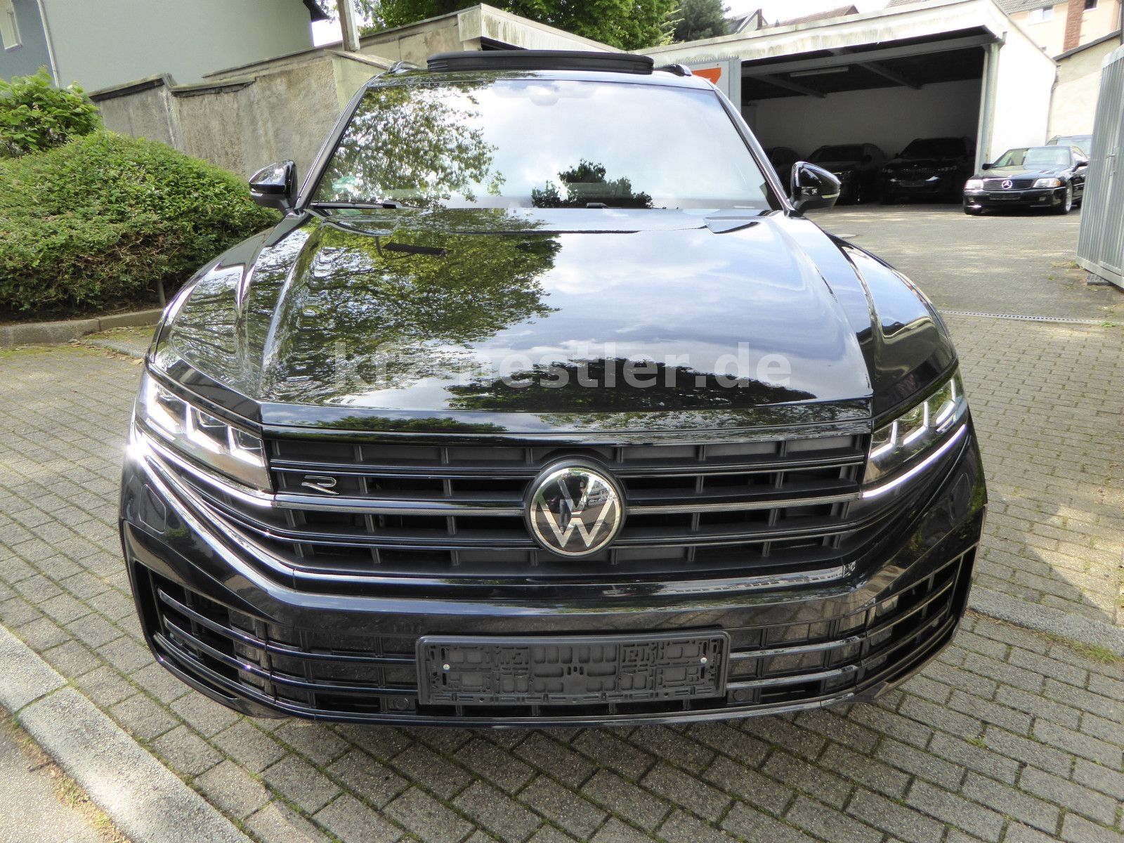 Volkswagen Touareg R eHybrid Pano/21"/AHK/HUD/Dynaudio/ACC