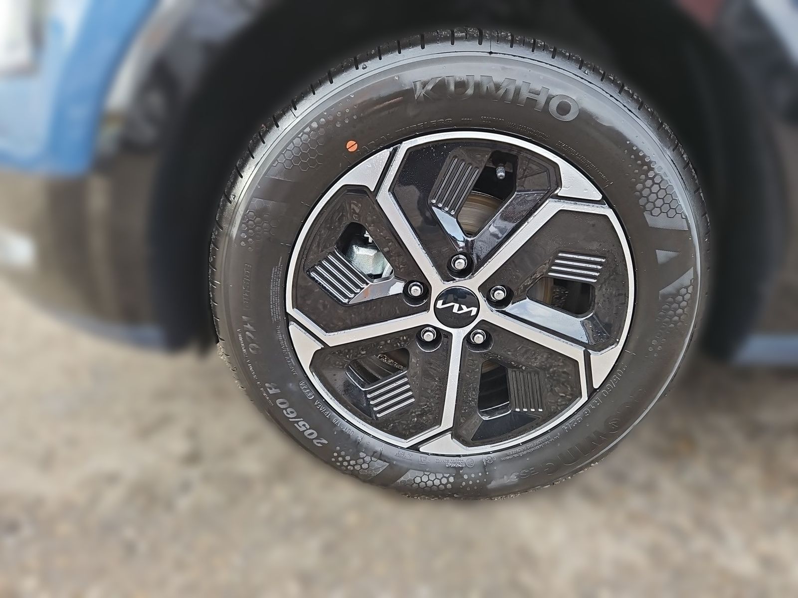 Kia Niro 1.6 HEV 129 DCT Vision - Samsaru's Car Outlet