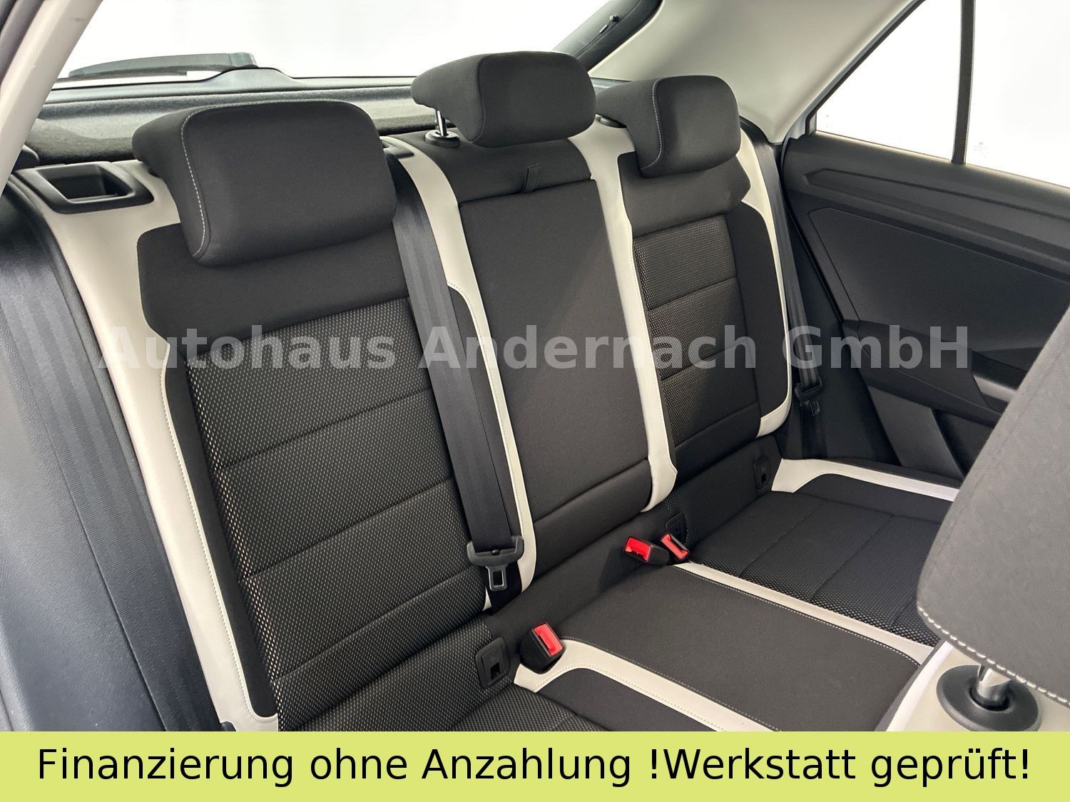 Volkswagen T-Roc Sport - Samsaru's Car Outlet