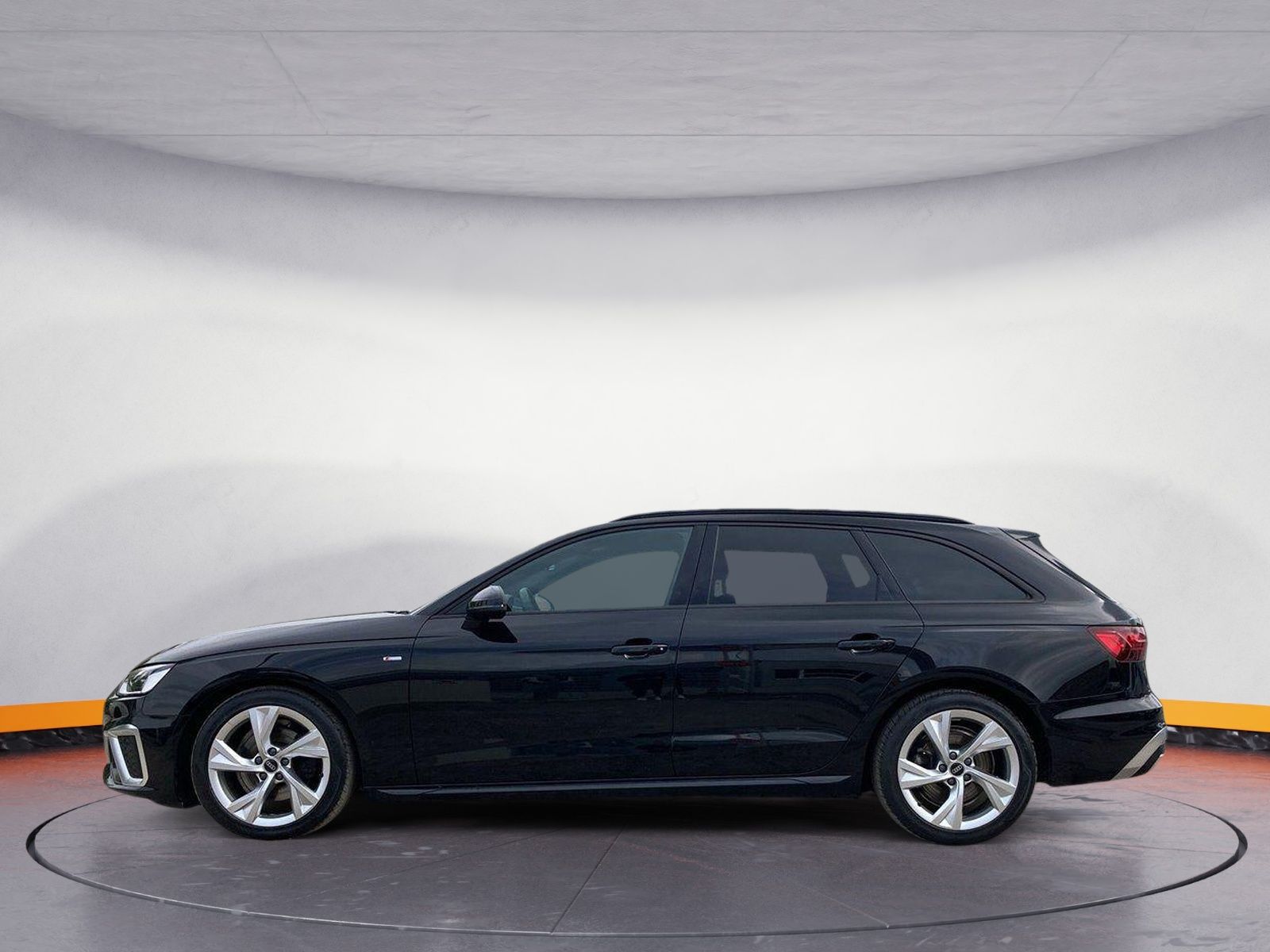Audi A4 Avant 35 TFSI S line - Samsaru's Car Outlet