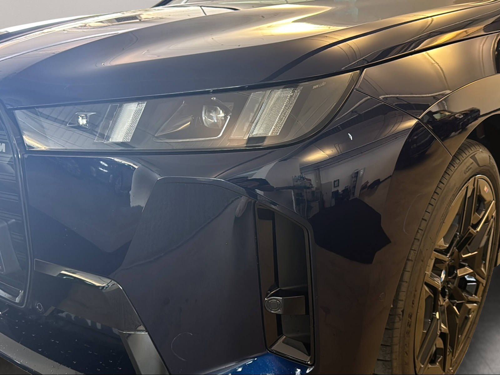BMW iX M70 xDrive M Sport Bowers & Wilkins AHK LED
