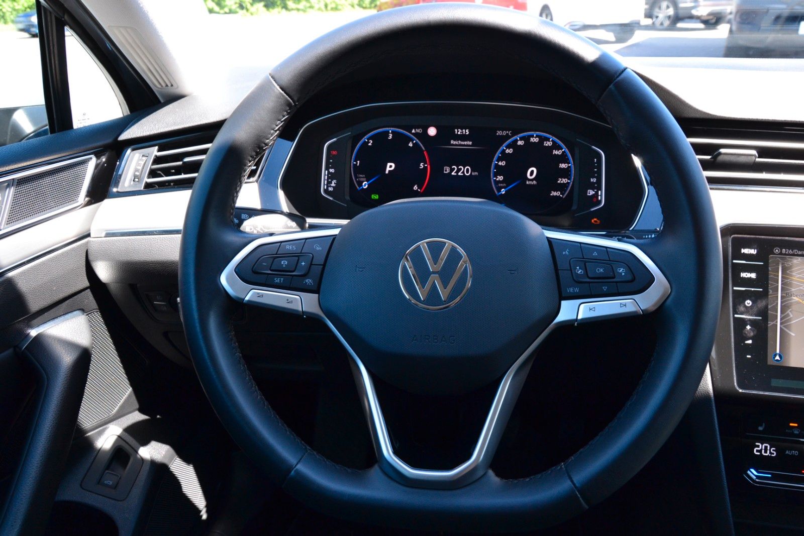 Volkswagen Passat TDI 200 PS AHK Matrix ab 5,49% Finz!