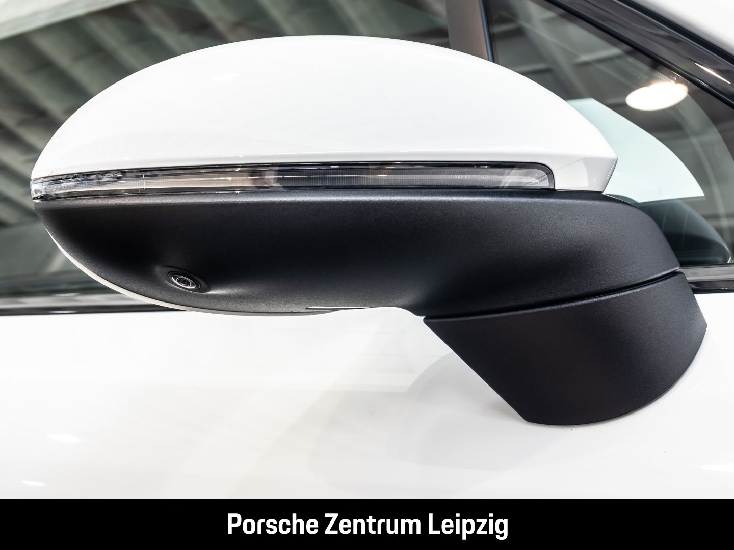 Porsche Cayenne E-Hybrid el.AHK InnoDrive Luft BOSE 360G